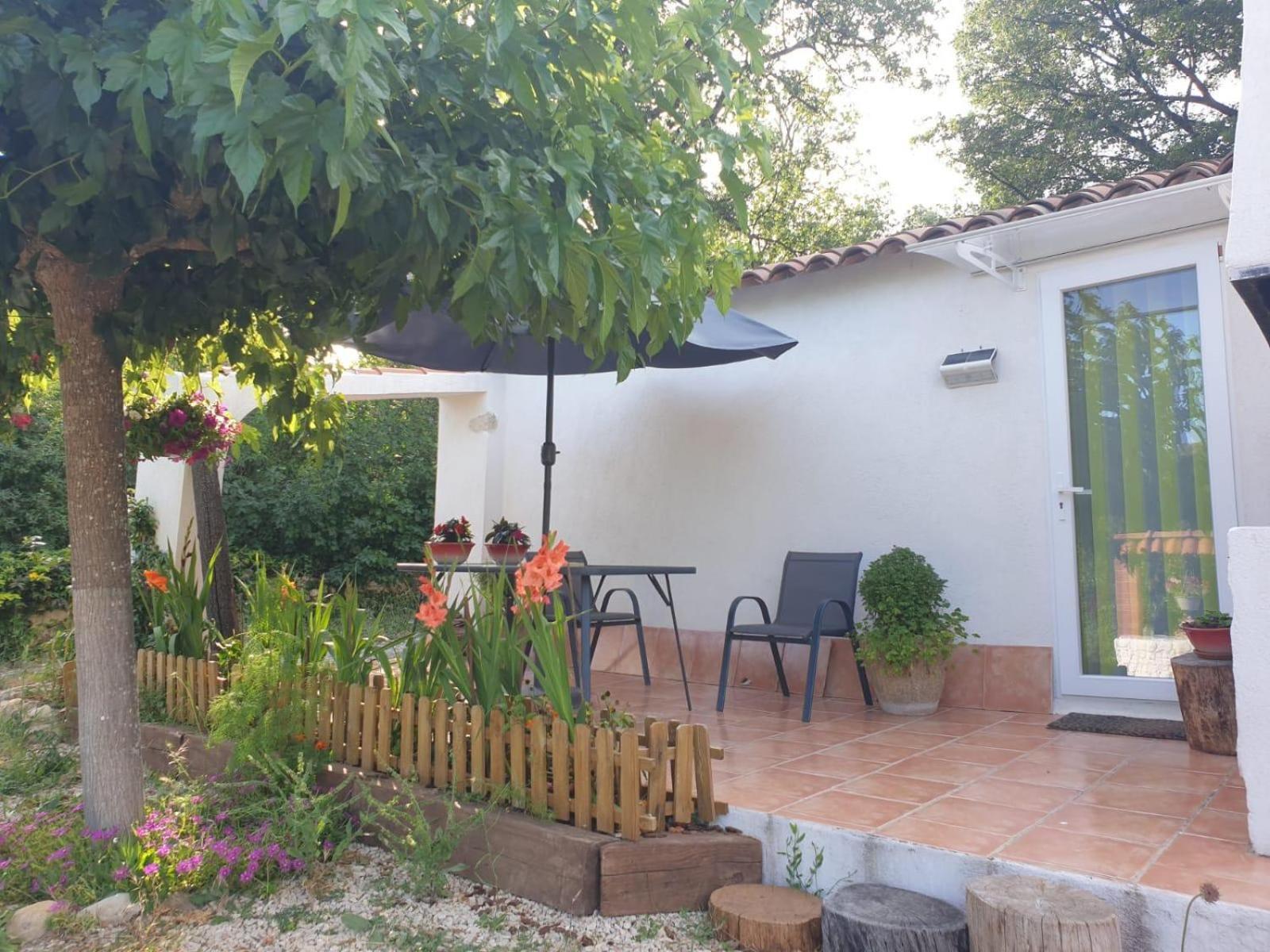 Sous Les Chenes Hotel Saint-Martin-de-Bromes Exterior photo